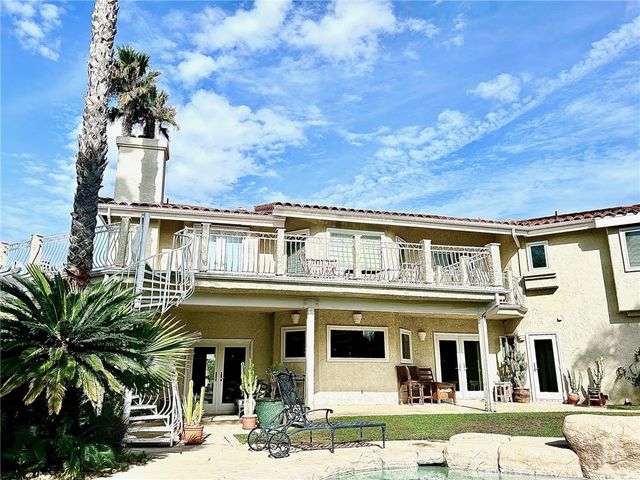 289 S Owens Drive, Anaheim Hills, CA 92808