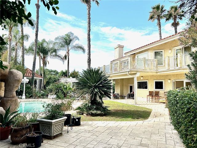 289 S Owens Drive, Anaheim Hills, CA 92808