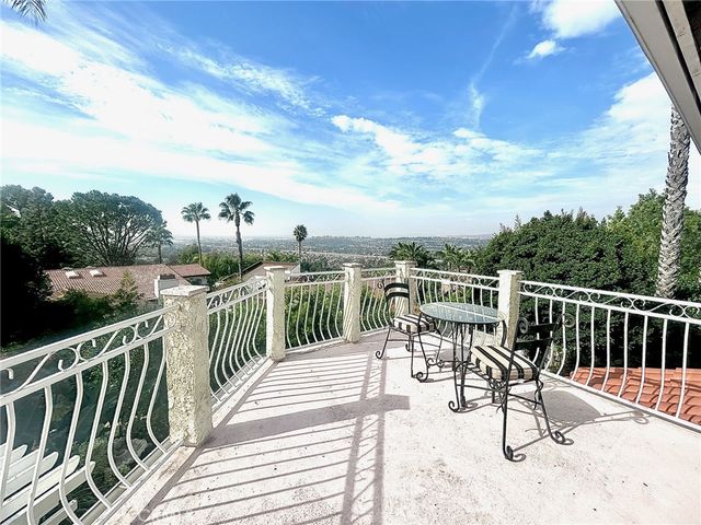 289 S Owens Drive, Anaheim Hills, CA 92808
