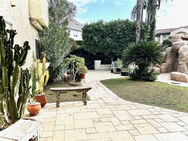 289 S Owens Drive, Anaheim Hills, CA 92808