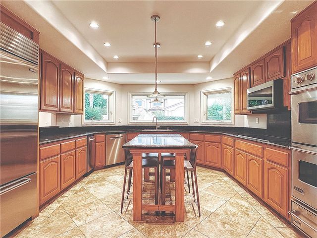 289 S Owens Drive, Anaheim Hills, CA 92808