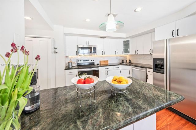 2100 Sans Souci Boulevard B1006, North Miami, FL 33181