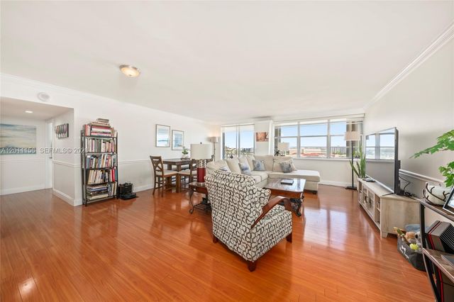 2100 Sans Souci Boulevard B1006, North Miami, FL 33181