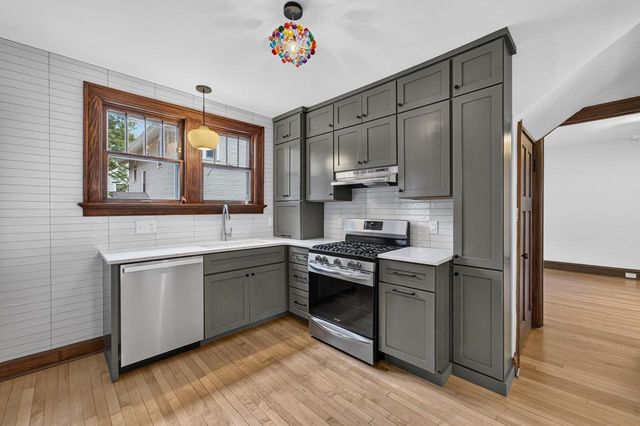 2126 Fox Avenue, Madison, WI 53711
