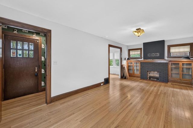 2126 Fox Avenue, Madison, WI 53711