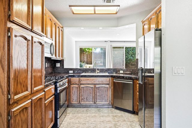 1629 Atwell St, Roseville, CA 95747