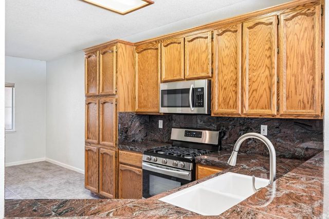 1629 Atwell St, Roseville, CA 95747