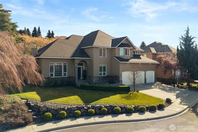 2021 Broadhurst Place, Wenatchee, WA 98801