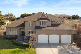 2021 Broadhurst Place, Wenatchee, WA 98801