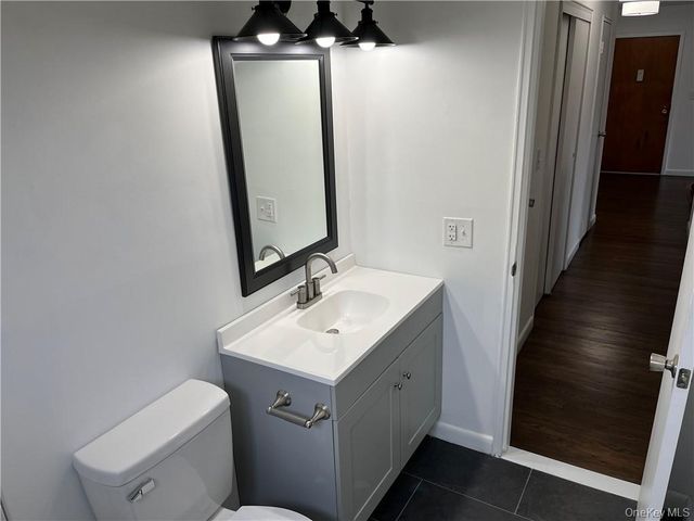 810 Blooming Grove Turnpike 94, New Windsor, NY 12553