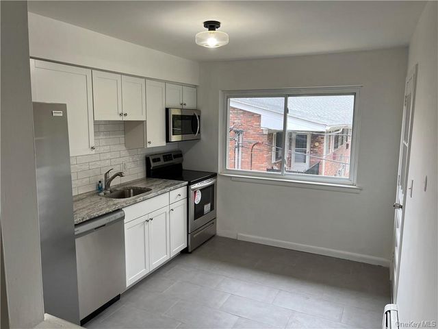 810 Blooming Grove Turnpike 94, New Windsor, NY 12553