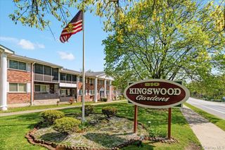 810 Blooming Grove Turnpike 94, New Windsor, NY 12553