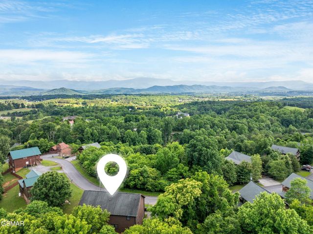 2039 Oakmont Drive, Sevierville, TN 37876