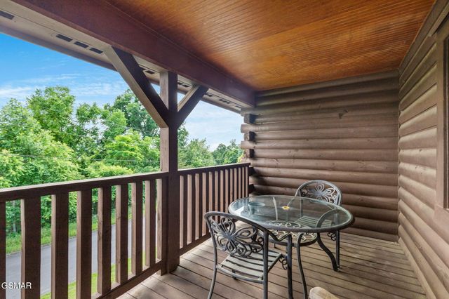 2039 Oakmont Drive, Sevierville, TN 37876
