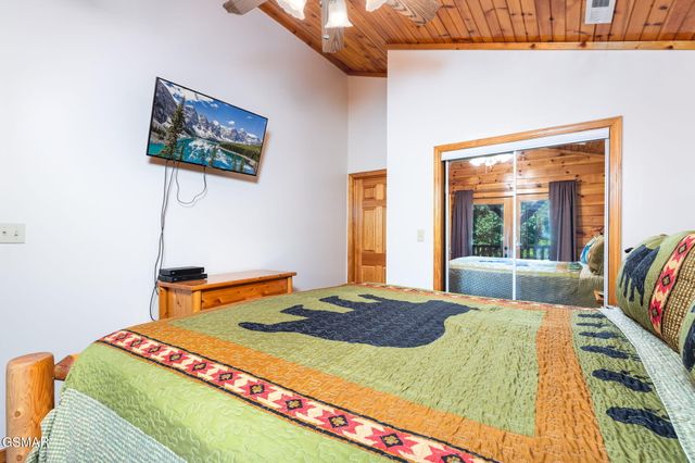 2039 Oakmont Drive, Sevierville, TN 37876