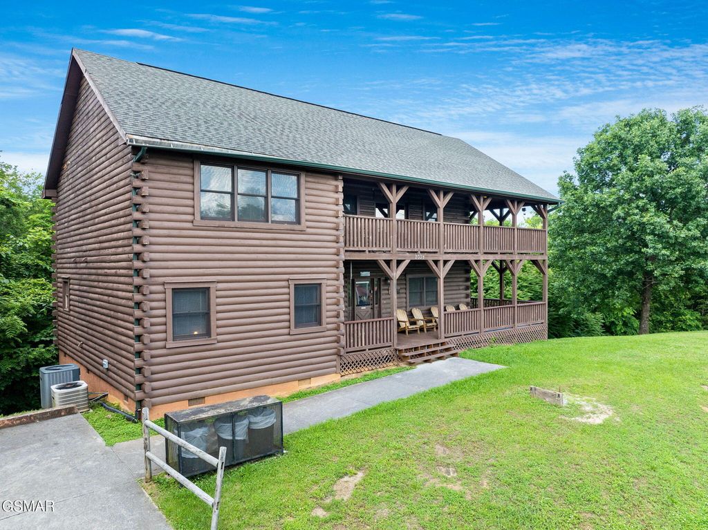 2039 Oakmont Drive, Sevierville, TN 37876