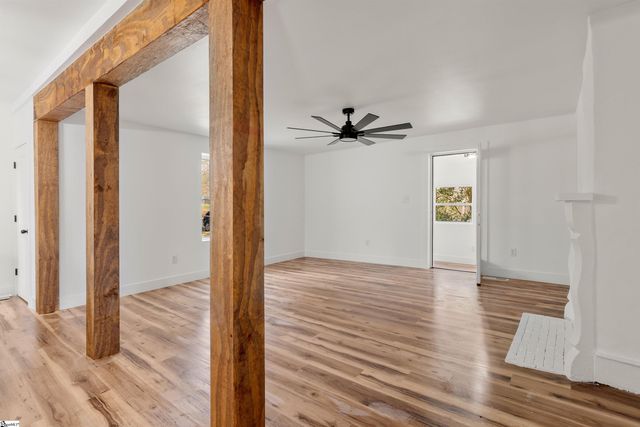 221 Calvert Street, Spartanburg, SC 29307
