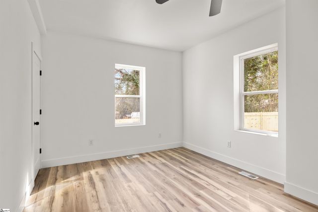 221 Calvert Street, Spartanburg, SC 29307