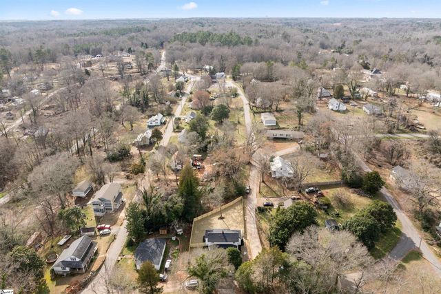 221 Calvert Street, Spartanburg, SC 29307