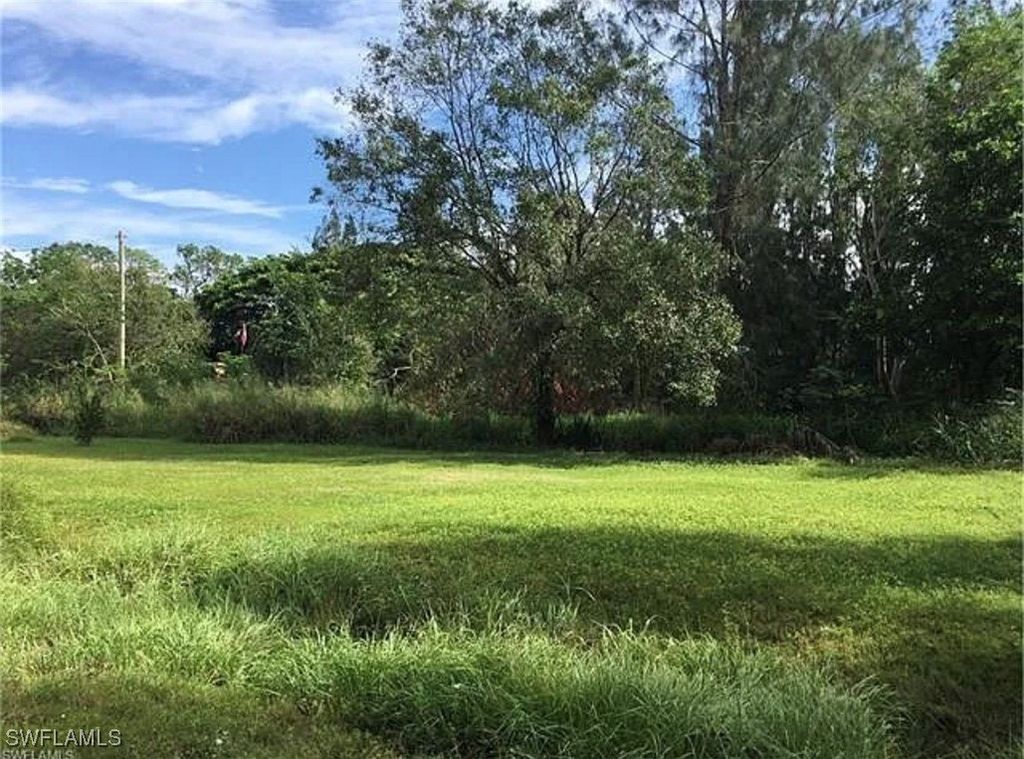 248 Lowell AVE, North Fort Myers, FL 33917