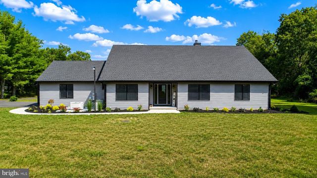 811 DARMSTADT AVE, Egg Harbor City, NJ 08215