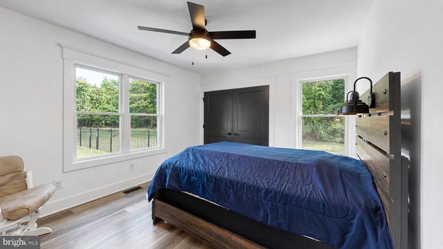811 DARMSTADT AVE, Egg Harbor City, NJ 08215
