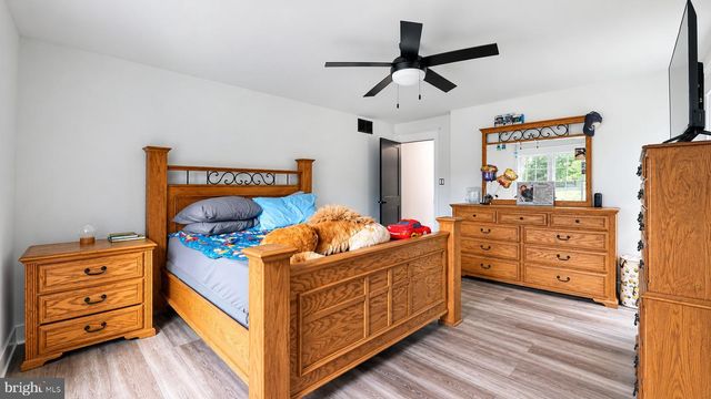 811 DARMSTADT AVE, Egg Harbor City, NJ 08215