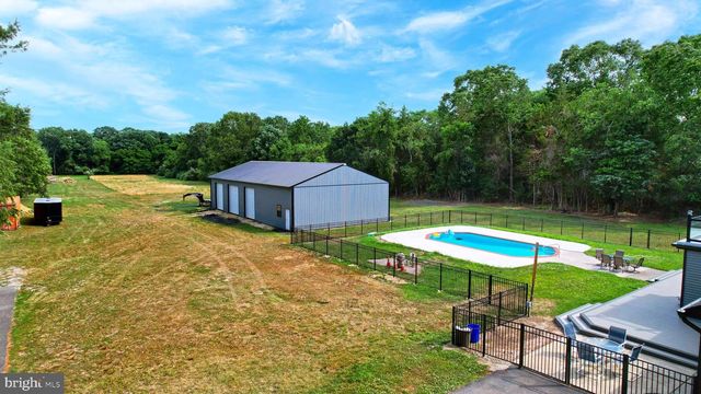 811 DARMSTADT AVE, Egg Harbor City, NJ 08215