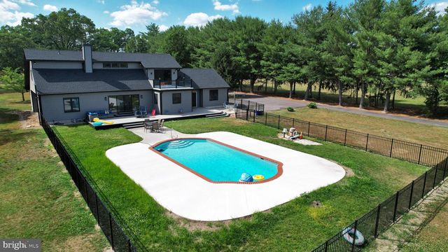 811 DARMSTADT AVE, Egg Harbor City, NJ 08215