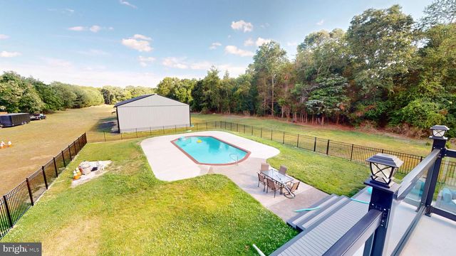 811 DARMSTADT AVE, Egg Harbor City, NJ 08215