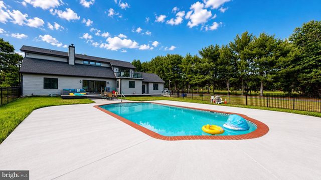 811 DARMSTADT AVE, Egg Harbor City, NJ 08215