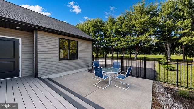811 DARMSTADT AVE, Egg Harbor City, NJ 08215