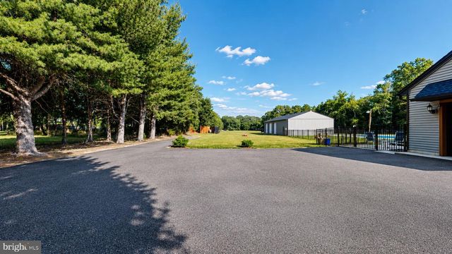 811 DARMSTADT AVE, Egg Harbor City, NJ 08215