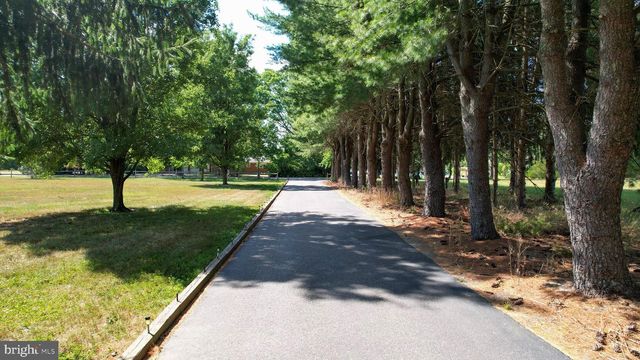 811 DARMSTADT AVE, Egg Harbor City, NJ 08215