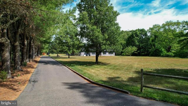 811 DARMSTADT AVE, Egg Harbor City, NJ 08215