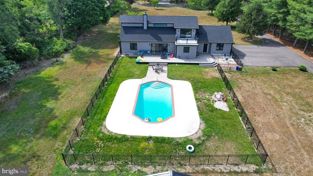 811 DARMSTADT AVE, Egg Harbor City, NJ 08215