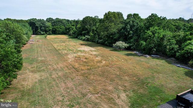 811 DARMSTADT AVE, Egg Harbor City, NJ 08215