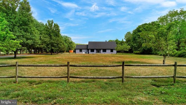 811 DARMSTADT AVE, Egg Harbor City, NJ 08215