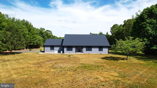 811 DARMSTADT AVE, Egg Harbor City, NJ 08215