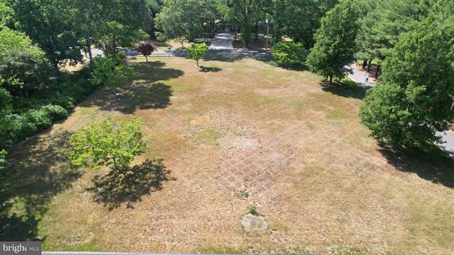 811 DARMSTADT AVE, Egg Harbor City, NJ 08215