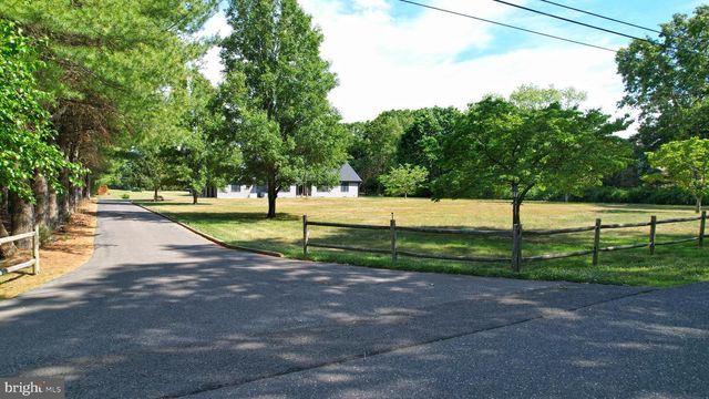 811 DARMSTADT AVE, Egg Harbor City, NJ 08215