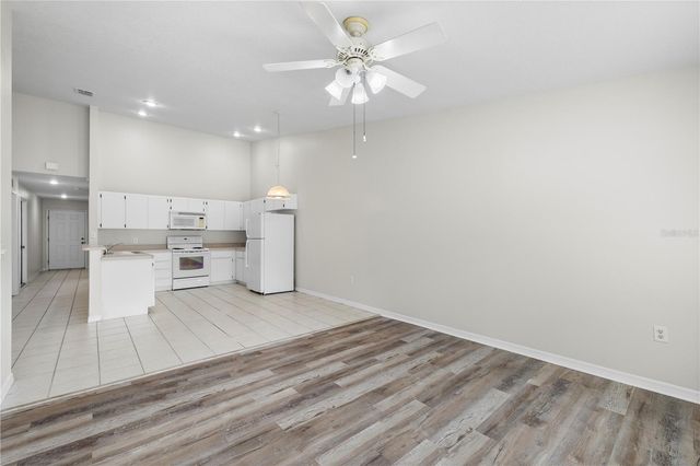37228 GRASSY HILL LANE, Dade City, FL 33525
