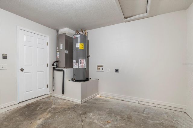 37228 GRASSY HILL LANE, Dade City, FL 33525