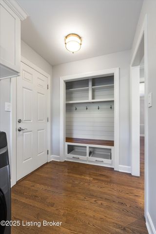 5509 Apache Rd, Louisville, KY 40207