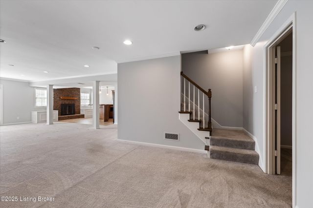 5509 Apache Rd, Louisville, KY 40207