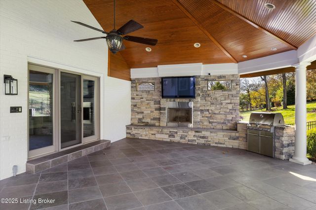 5509 Apache Rd, Louisville, KY 40207