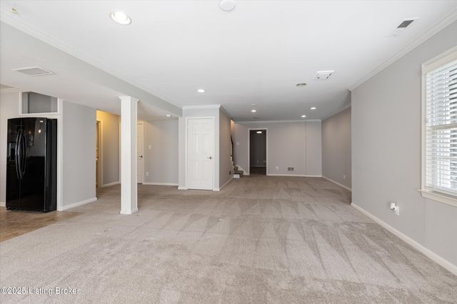 5509 Apache Rd, Louisville, KY 40207