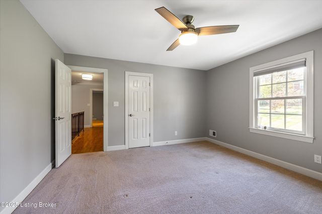 5509 Apache Rd, Louisville, KY 40207