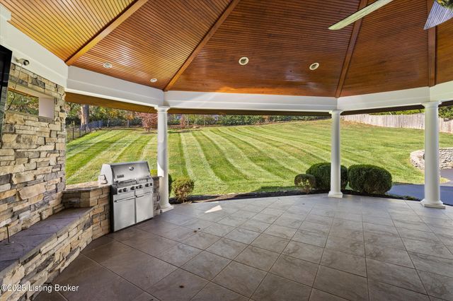 5509 Apache Rd, Louisville, KY 40207