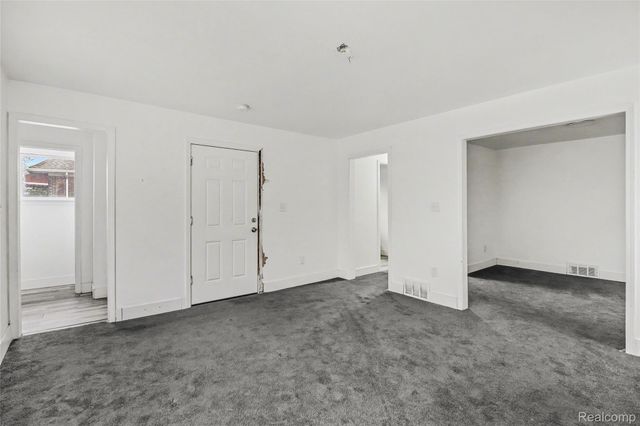 2241-2243 Clairmount Avenue, Detroit, MI 48206